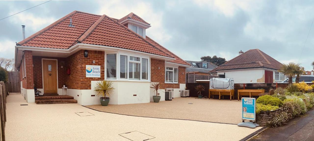 Avon Beach Bed & Breakfast Christchurch  Exterior photo